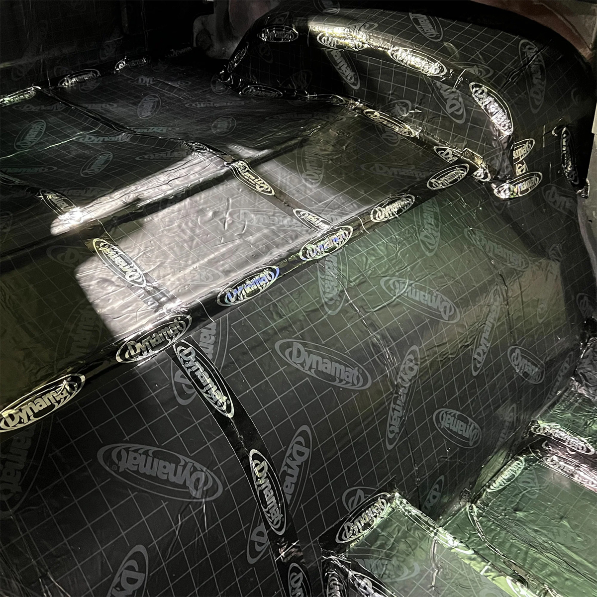 DYNAMAT XTREME TECH PACK SOUND DEADENING (450MM X 800MM) - 7 SHEET PACK - Image 6